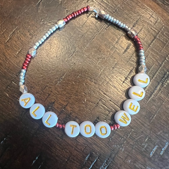 20 Taylor Swift Eras Tour bracelets for trading or sharing! 20 pack! - Picture 2 of 16